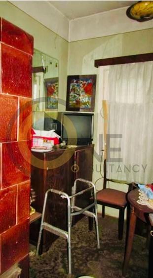 Apartament cu 3 camere semidecomandat în Capitale