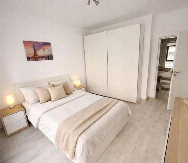 Apartament cu 3 camere semidecomandat în Lujerului