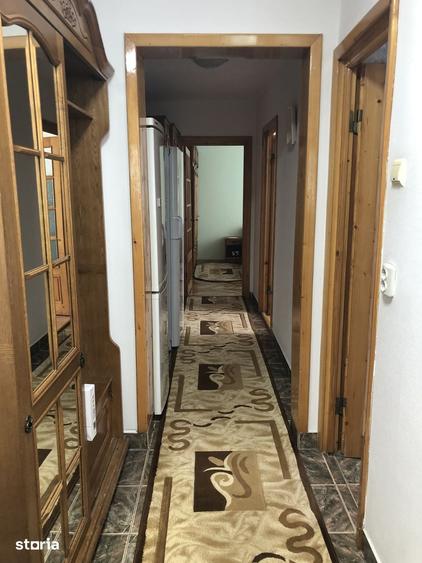 Apartament cu 3 camere în Cornișa