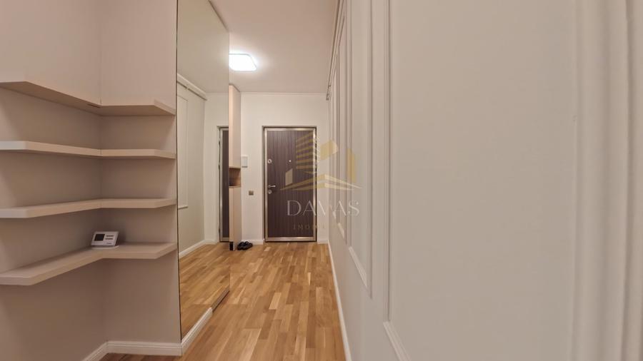 Apartament cu 2 camere semidecomandat, mobilat în Mărăști