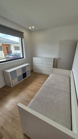 Inchiriere casa 4 camere Tunari - 3