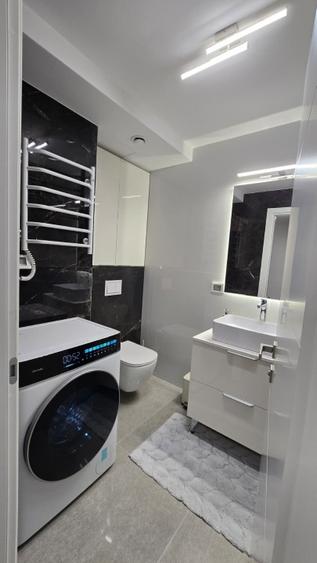 Apartament cu 2 camere decomandat în Universității