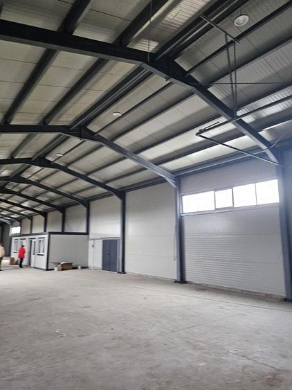 Spațiu industrial, de 565 mp, în Est