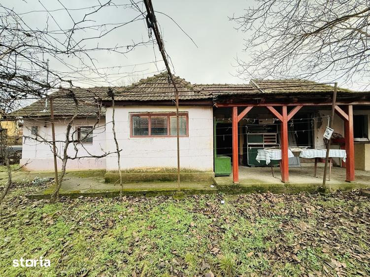 Casă cu 3 camere cu Teren 720 Mp în Paleu