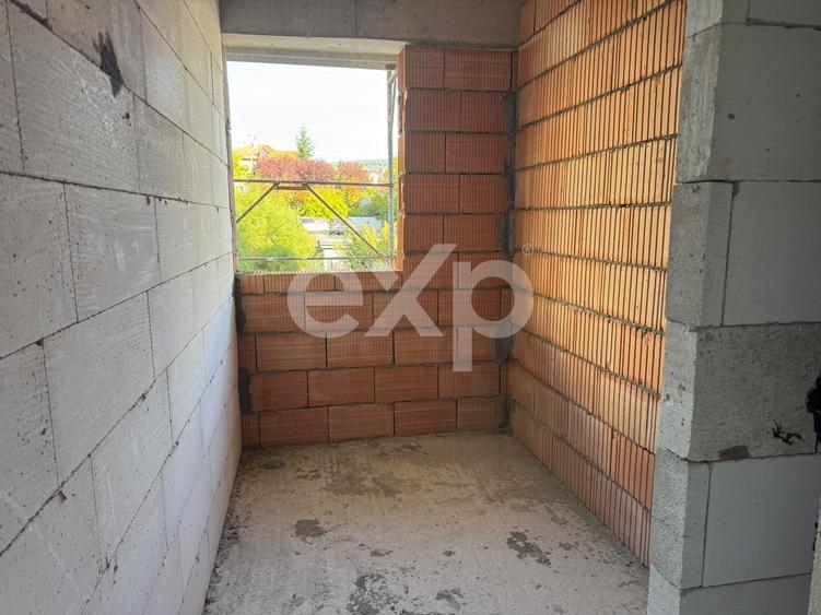 Apartament cu 2 camere semidecomandat în Dâmbul Rotund