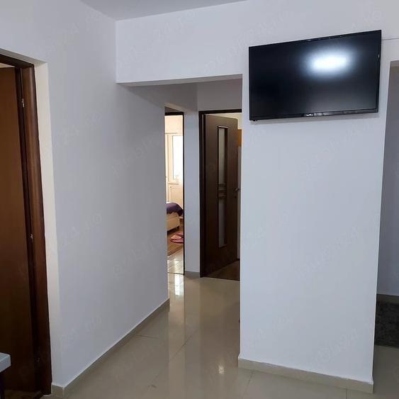 Inchiriez apartament cu 3camere+1 camera dresing - 2