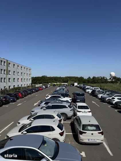 Spațiu comercial, de 3,443 mp, în Nord