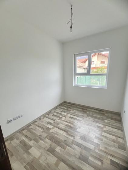 Duplex cu 4 camere cu Canalizare în Freidorf
