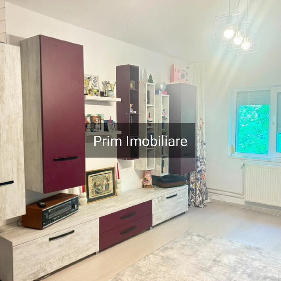 Apartament cu 2 camere decomandat în Mazepa 1