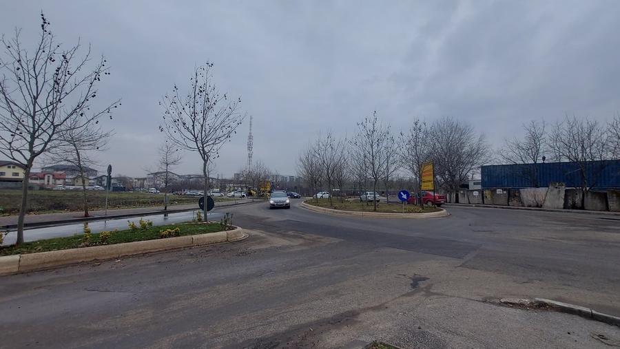 Teren în 1 Decembrie