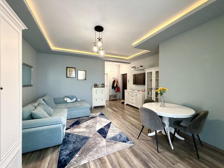 Apartament cu 2 camere semidecomandat, mobilat în Dumbrăvița