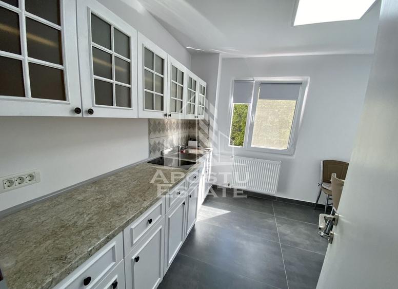 Apartament cu 2 camere decomandat în Medicină