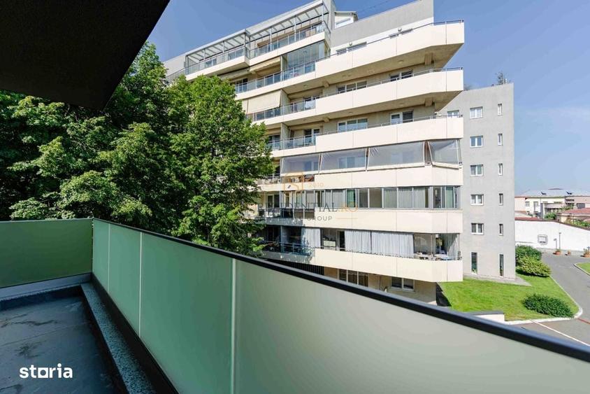 Apartament cu 3 camere în Eroii Revoluției