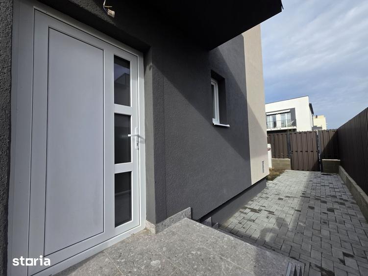 Casă cu 4 camere cu Teren 300 Mp în Sânpetru