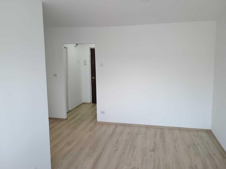 Garsonieră decomandată în Lujerului