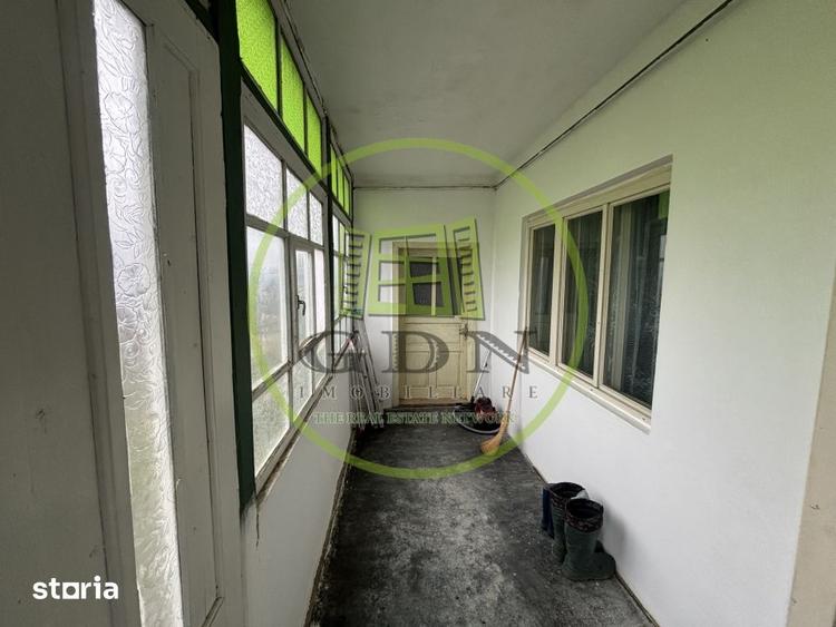 Casă cu 3 camere cu Teren 2500 Mp în Cetatea de Baltă