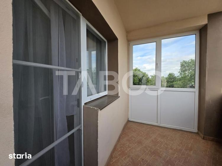 Apartament 3 camere de inchiriat decomandat 60mp zona Turnisor Sibiu - 9