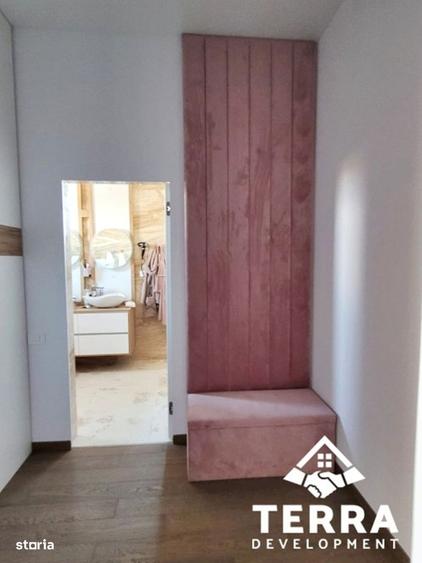 Casă cu 4 camere cu Piscina în Lazu