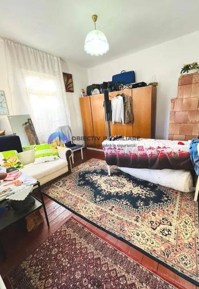 Casă cu 5 camere cu Teren 2562 Mp în Bodești