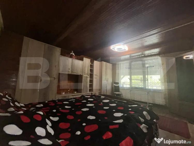 Casă cu 3 camere cu Teren 1400 Mp în Central