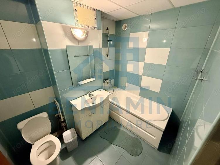 Apartament cu 3 camere decomandat în Ultracentral