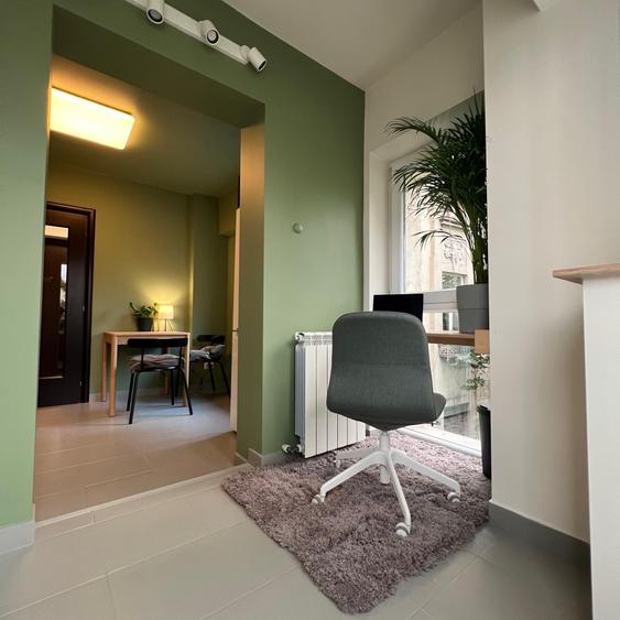 Apartament cu 2 camere semidecomandat în P-ța Universității