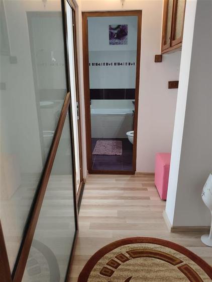 Apartament cu 2 camere decomandat în Obor