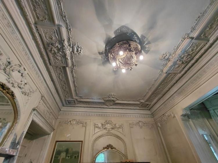 Casă cu 10 camere cu Canalizare în Unirii