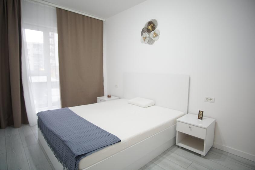 Apartament cu 2 camere nedecomandat în Apărătorii Patriei