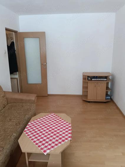 Apartament cu 2 camere semidecomandat în Decebal