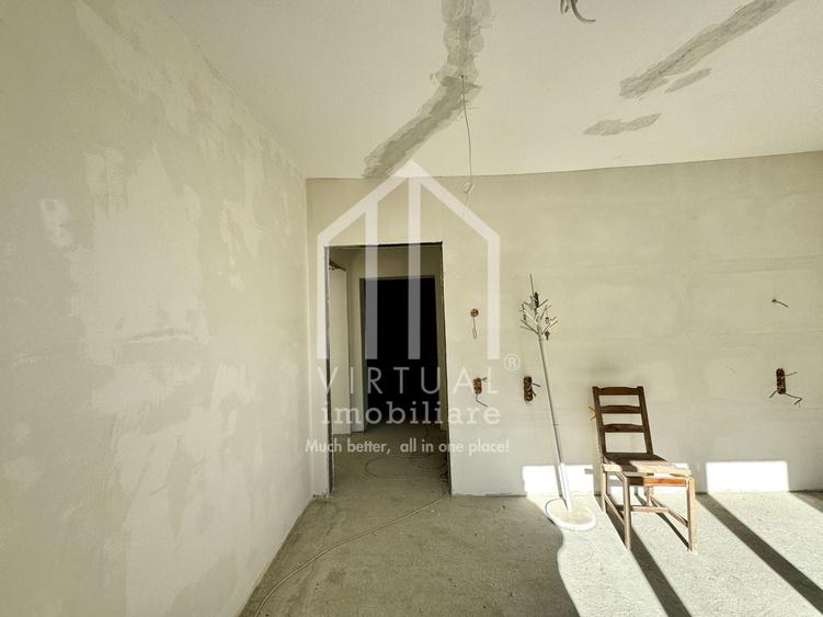 Apartament cu 3 camere semidecomandat în Central