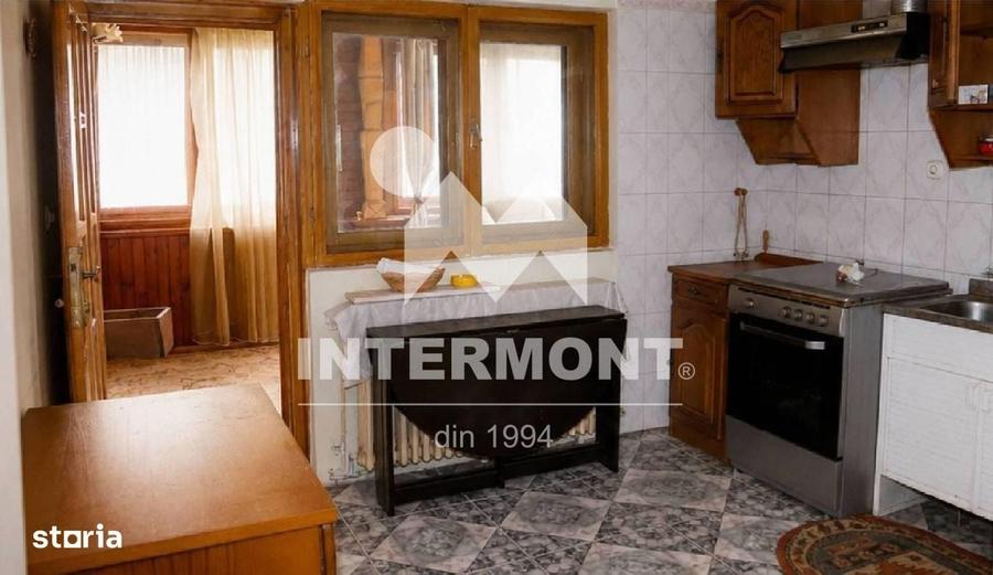 Apartament cu 4 camere în Central