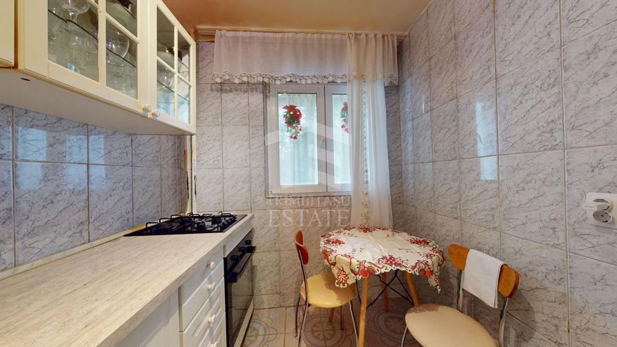 Apartament cu 3 camere decomandat, mobilat în Drumul Taberei