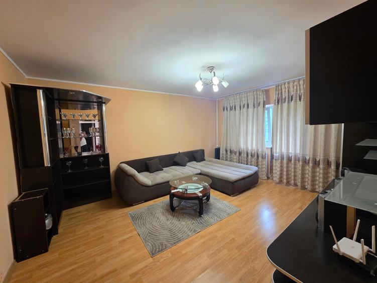 Apartament cu 2 camere decomandat în Sebastian