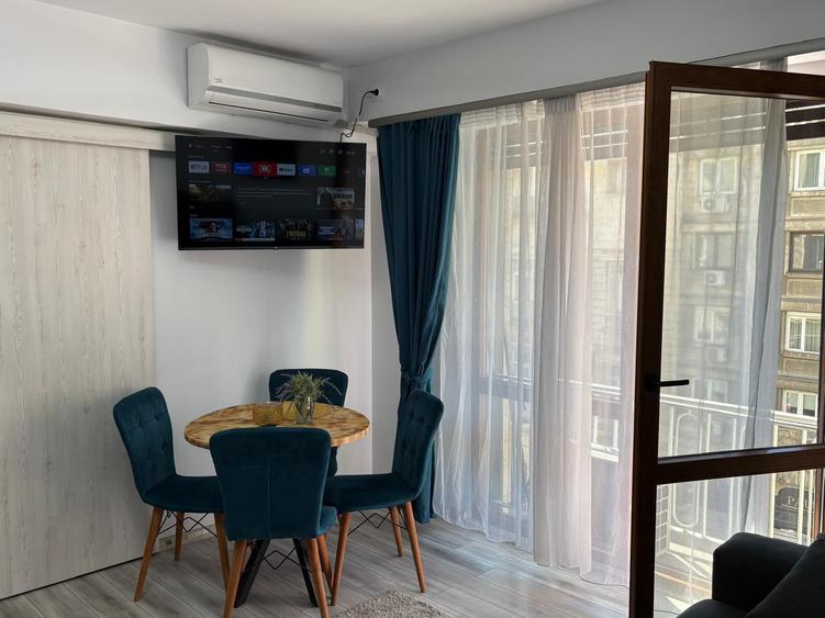 Apartament cu 2 camere decomandat, mobilat în Calea Victoriei