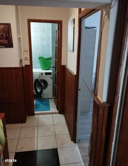 Apartament cu 3 camere în Brâncoveanu
