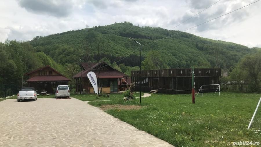 Teren de 4000 mp, în Teșila