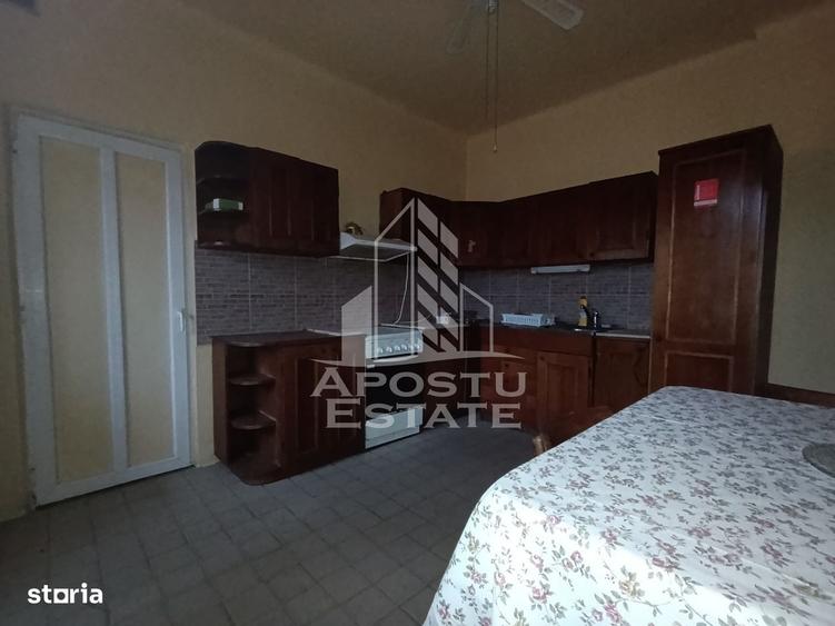 Casă cu 4 camere în Șagului