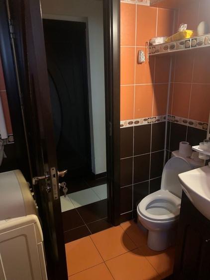 Apartament cu 3 camere decomandat în Popoveni