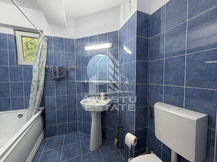 Apartament cu 2 camere semidecomandat în Lipovei