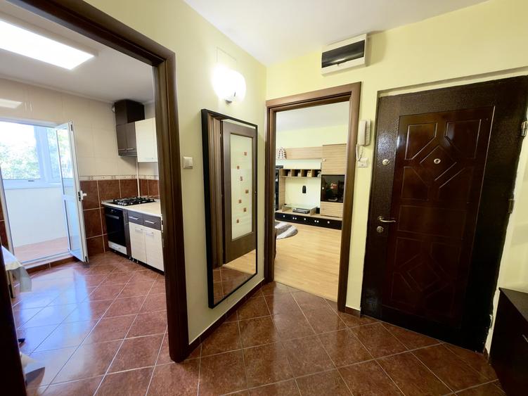Apartament cu 2 camere decomandat, mobilat în Aviației