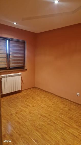 Apartament cu 2 camere în Brăești