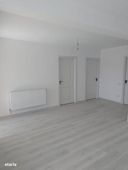 Casă cu 4 camere cu Teren 352 Mp în Valu lui Traian