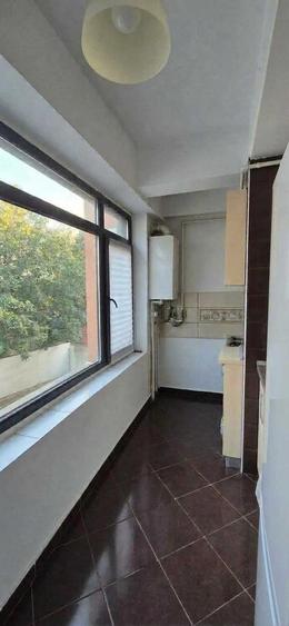 Apartament cu 2 camere semidecomandat în Dămăroaia