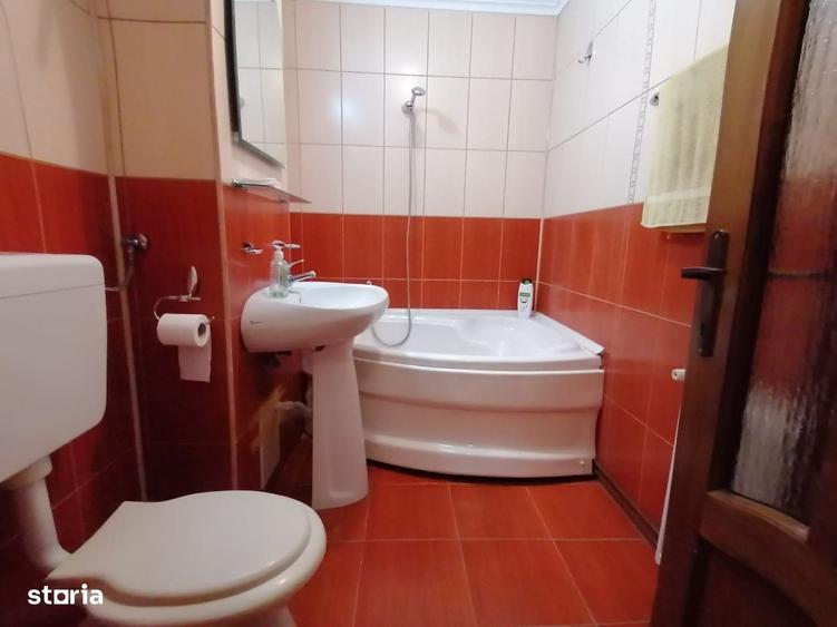 Apartament cu 2 camere în Micro 15