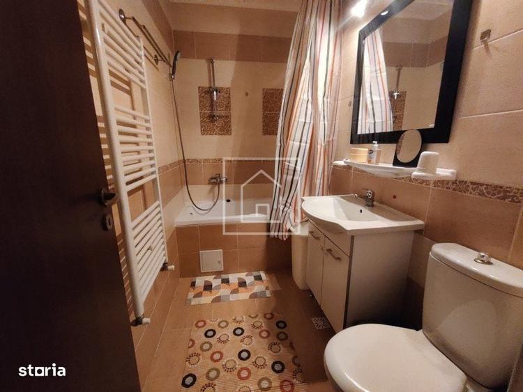 Garsonieră decomandată în Central