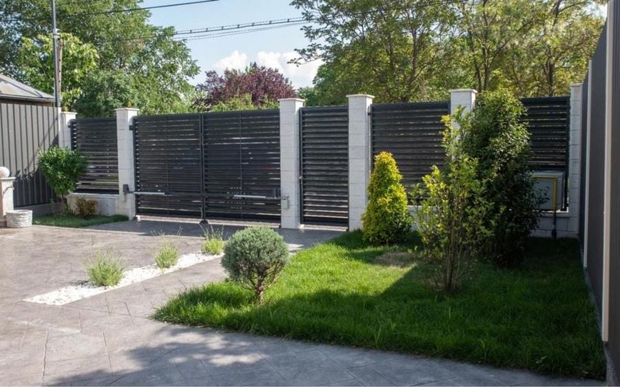 Casă cu 3 camere în Central