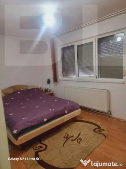 Apartament cu 3 camere semidecomandat în Central