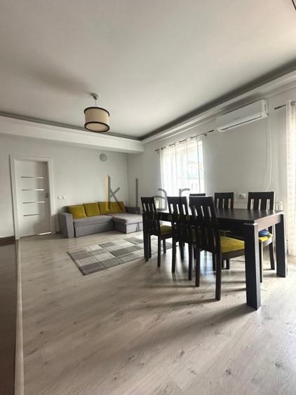 Apartament cu 4 camere semidecomandat, mobilat în Florești