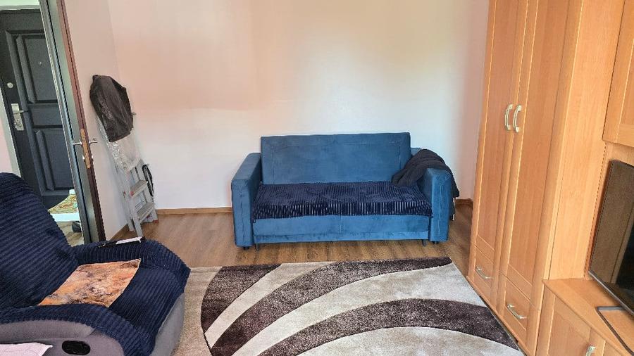 Apartament cu 2 camere decomandat în Piața Centrală